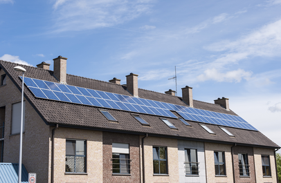 Daken met zonnepanelen