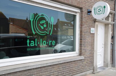 voorgevel Sociale kruidenier De Tal-Lo-Re Lo‑Reninge