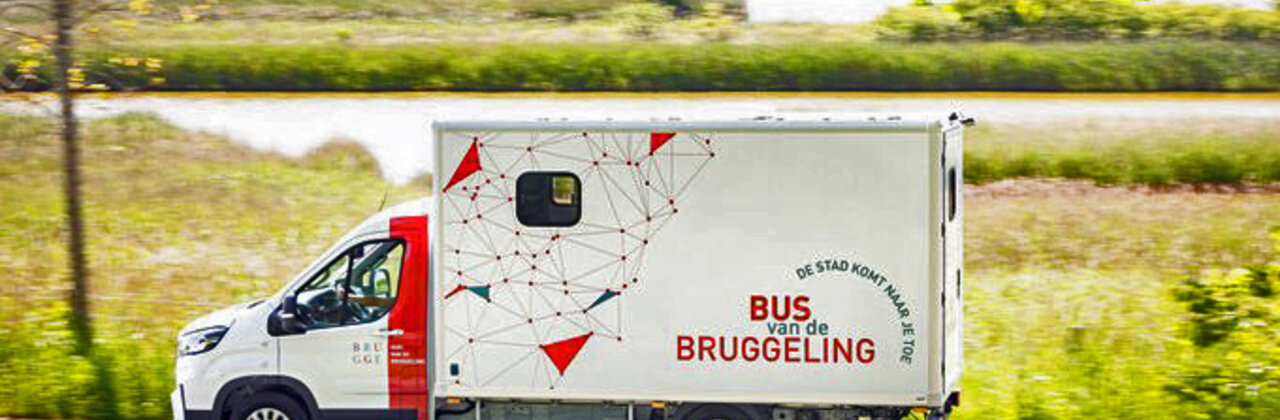 Bus van de Bruggeling