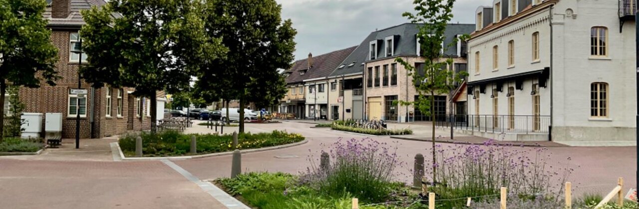 foto van heraangelegde hoofdweg