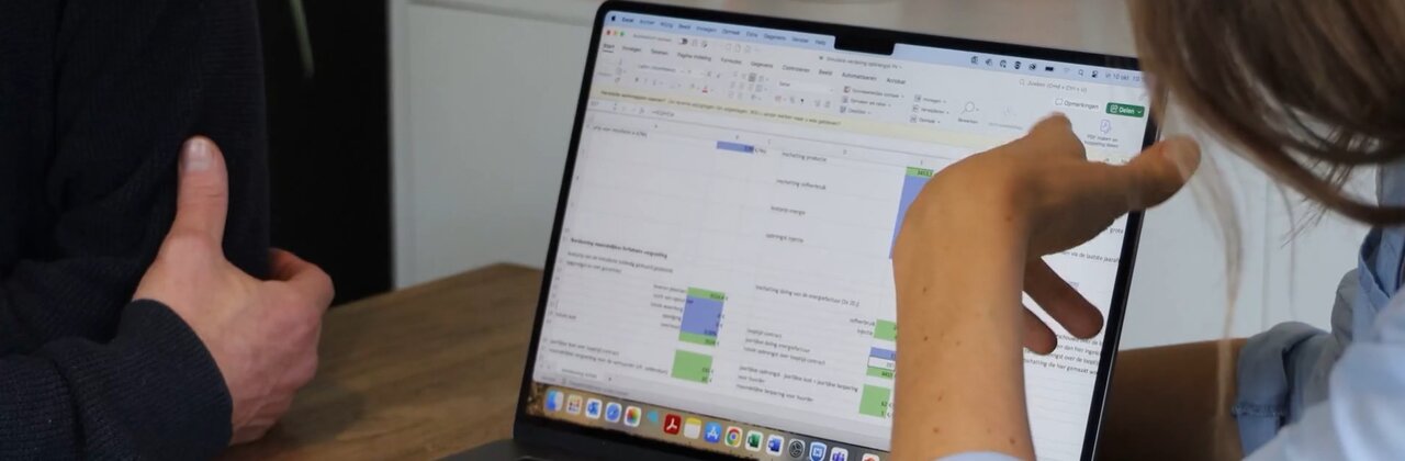 foto van rekenblad op computer