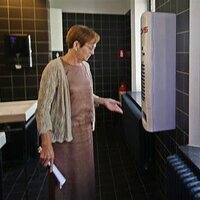 Menstruatiemateriaal in de middelbare scholen