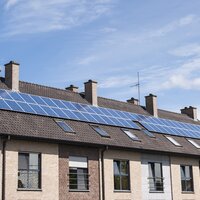Daken met zonnepanelen