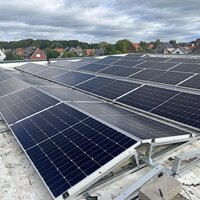 PV-installatie op bedrijfsdak