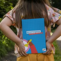 Kind met receptenboekje Gent