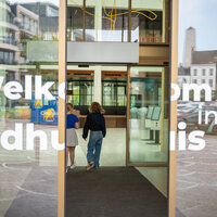 foto hoofdinkom vooraan