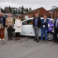 foto van officiële ingebruikname deelwagen
