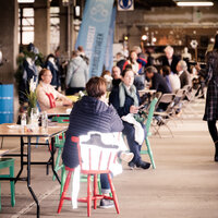 foto van mensen in het Incubatorgebouw